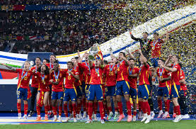 还结识了许 还结识了许